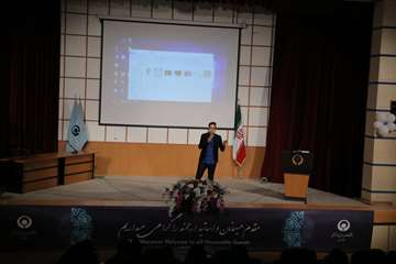 همایش دانشجویان جدیدالورود